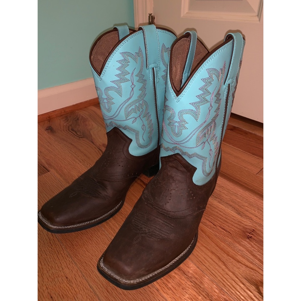 Justin cowboy boots